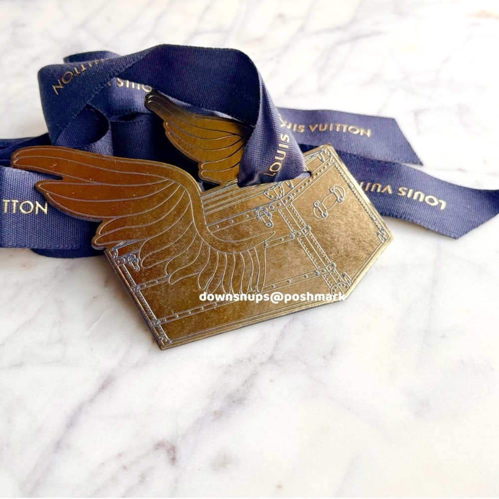 Louis Vuitton Ribbon and Gift Tag/ Ornament Set - Picture 3 of 3